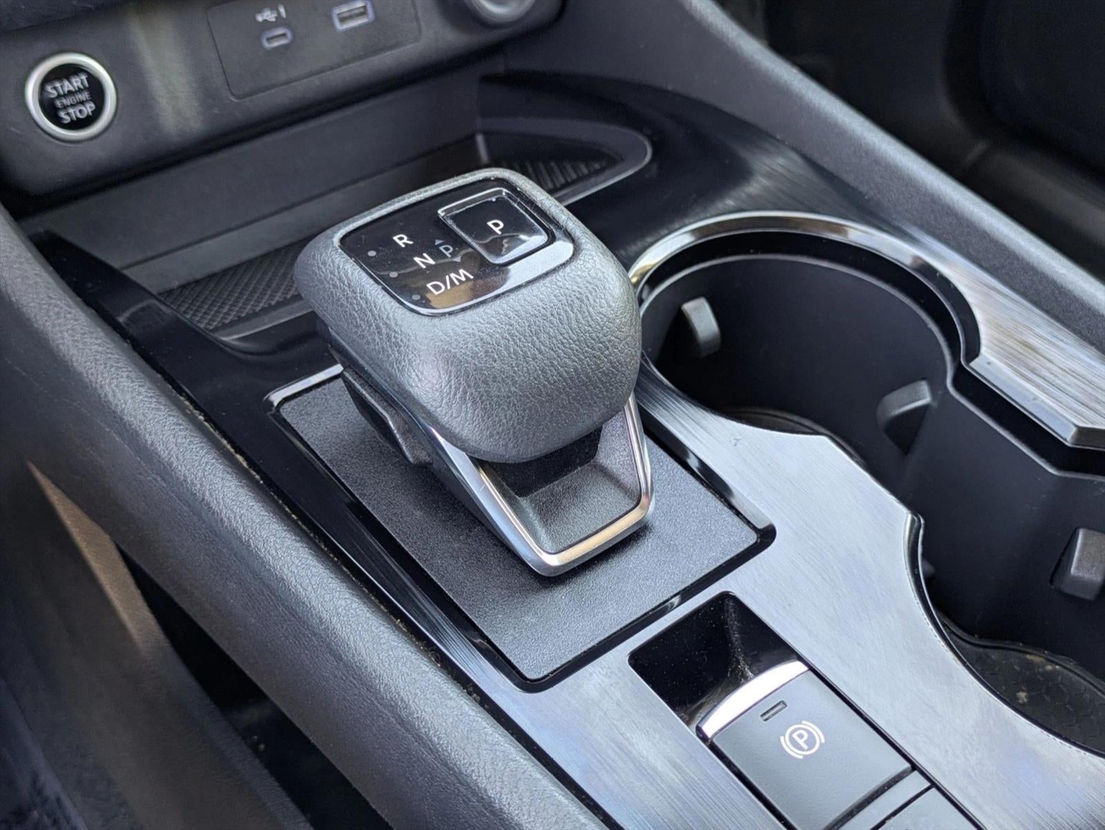 2022 Nissan Rogue AWD SV