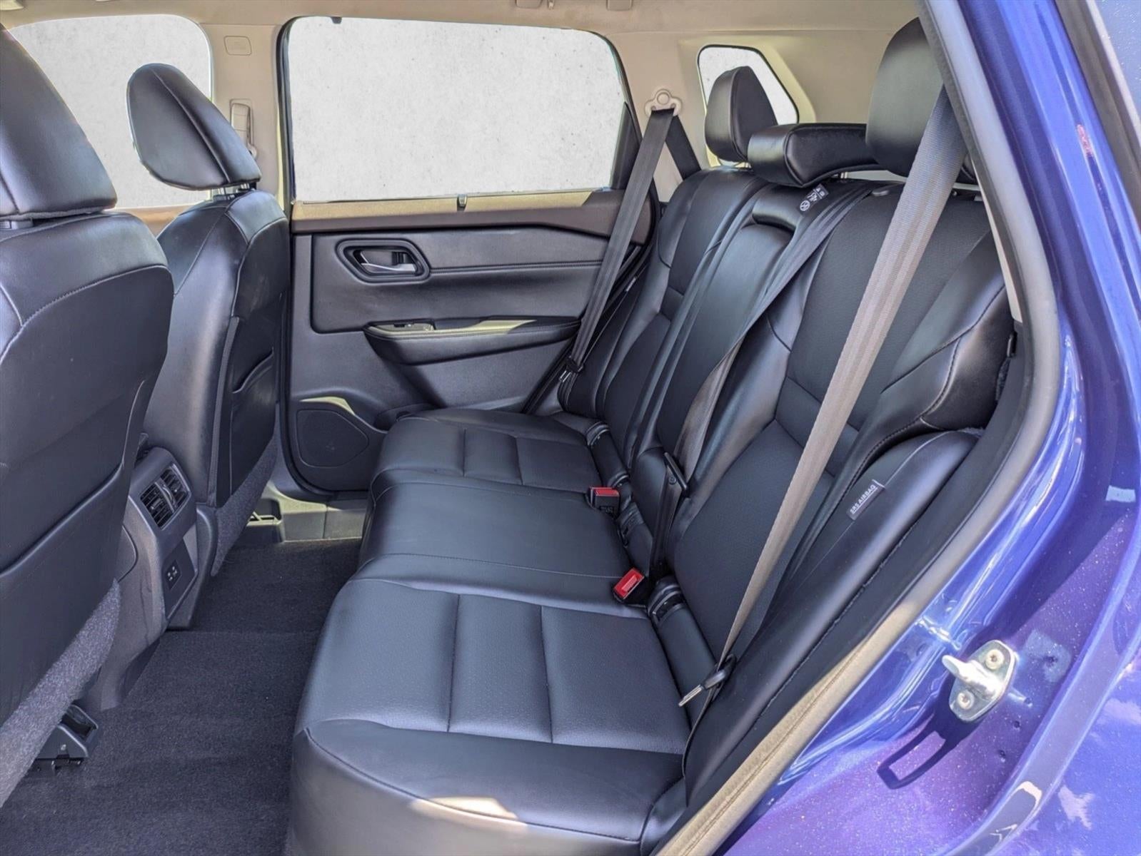 2022 Nissan Rogue AWD SV