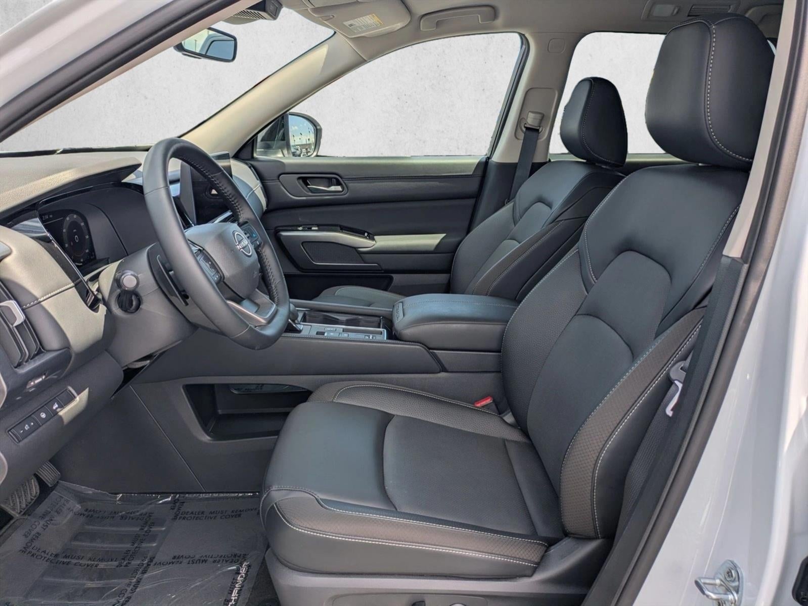 2026 Nissan Pathfinder SL 2WD