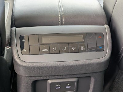 2026 Nissan Pathfinder SL 2WD