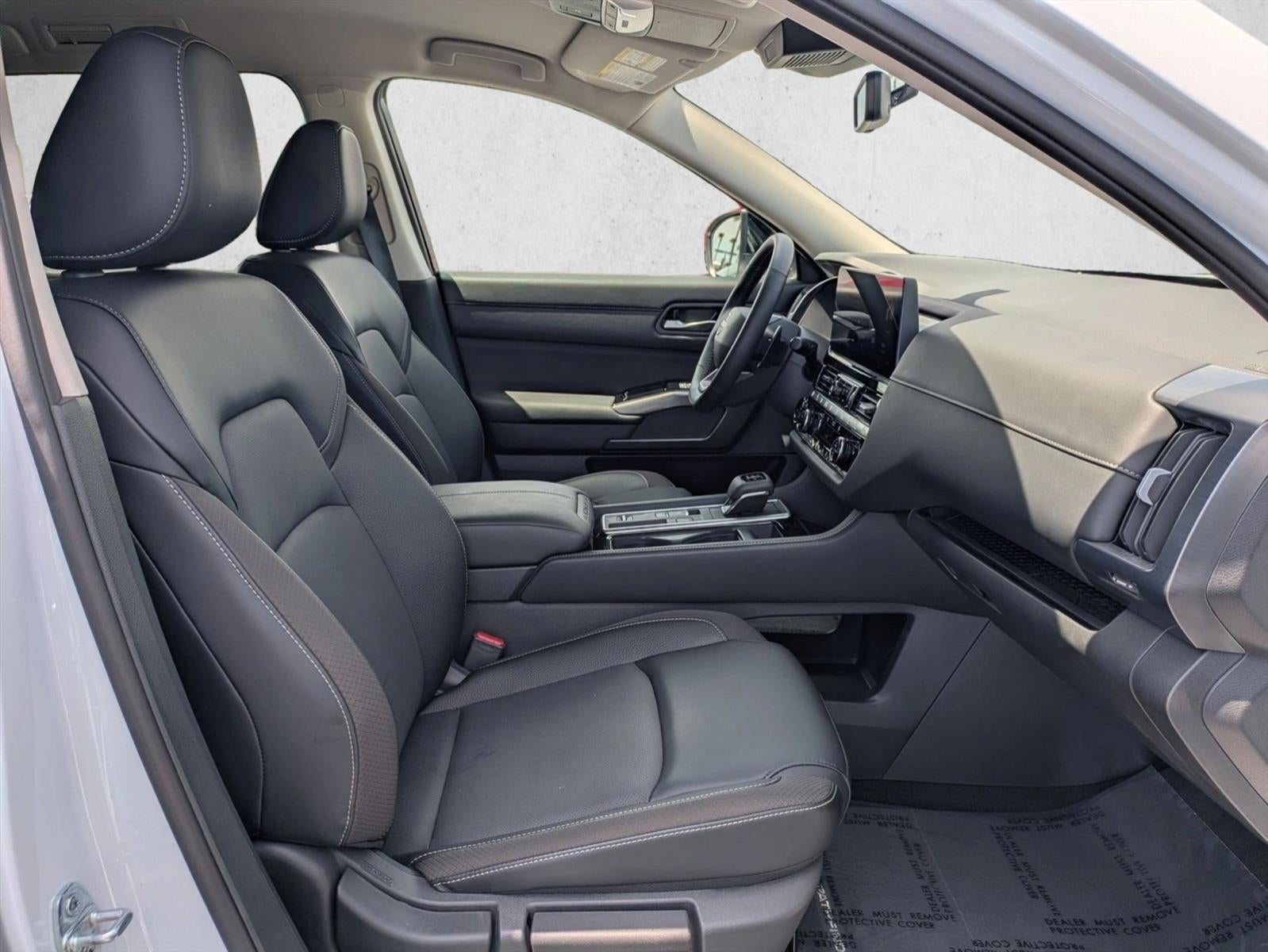 2026 Nissan Pathfinder SL 2WD