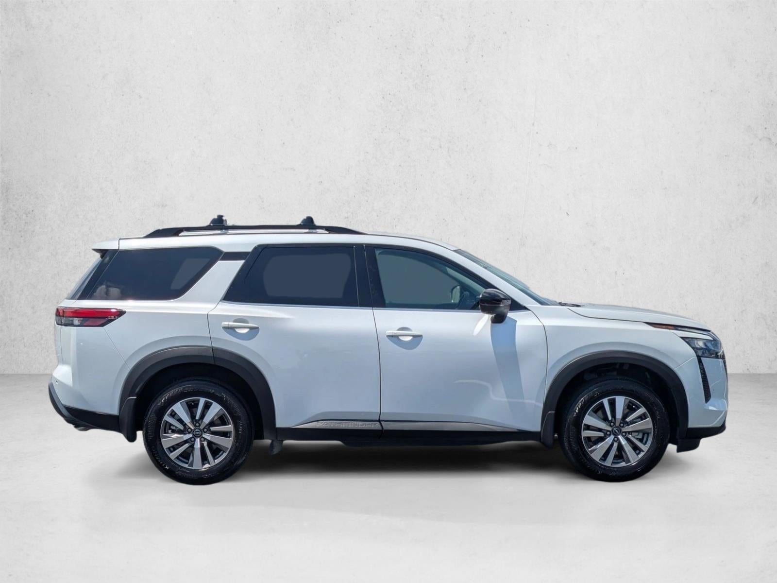 2026 Nissan Pathfinder SL 2WD