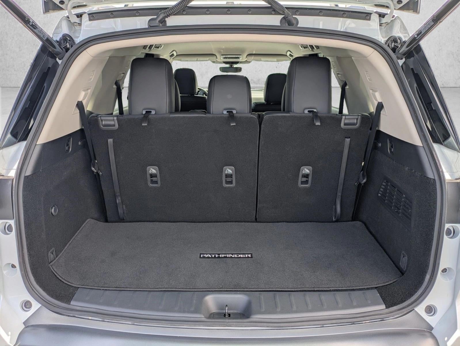 2026 Nissan Pathfinder SL 2WD
