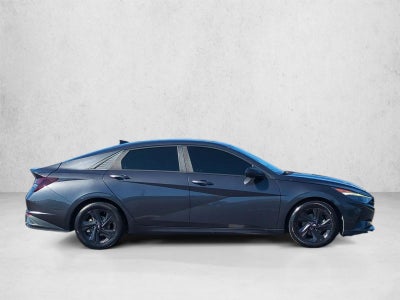 2021 Hyundai ELANTRA SEL IVT