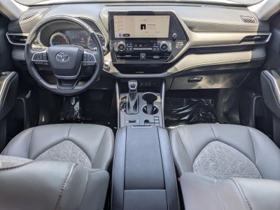 2023 Toyota Highlander Hybrid Bronze Edition FWD (Natl)