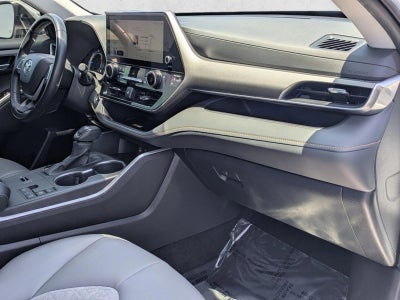 2023 Toyota Highlander Hybrid Bronze Edition FWD (Natl)