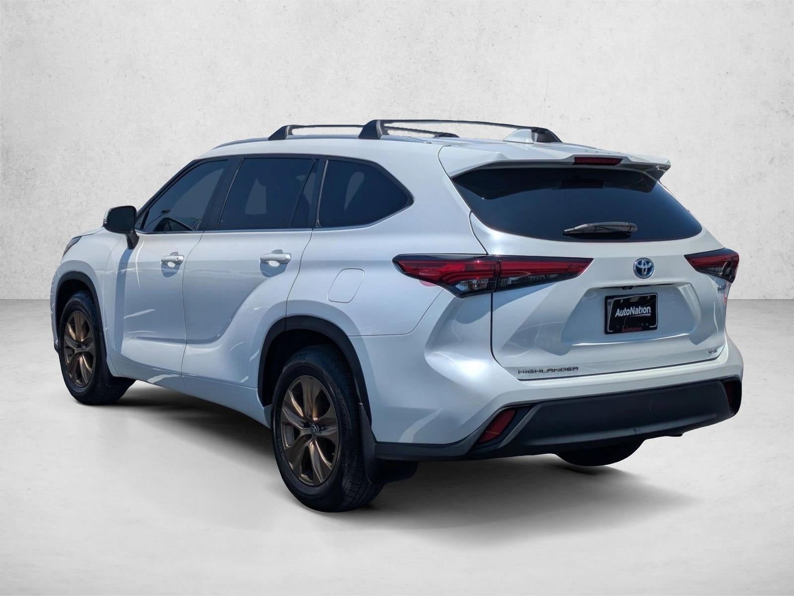 2023 Toyota Highlander Hybrid Bronze Edition FWD (Natl)