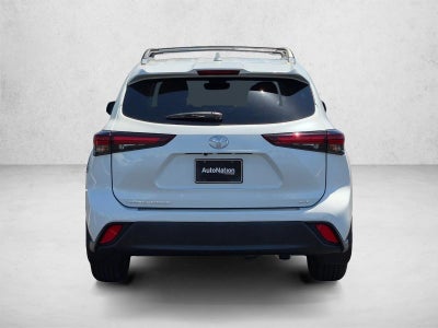 2025 Toyota Highlander XLE FWD (Natl)