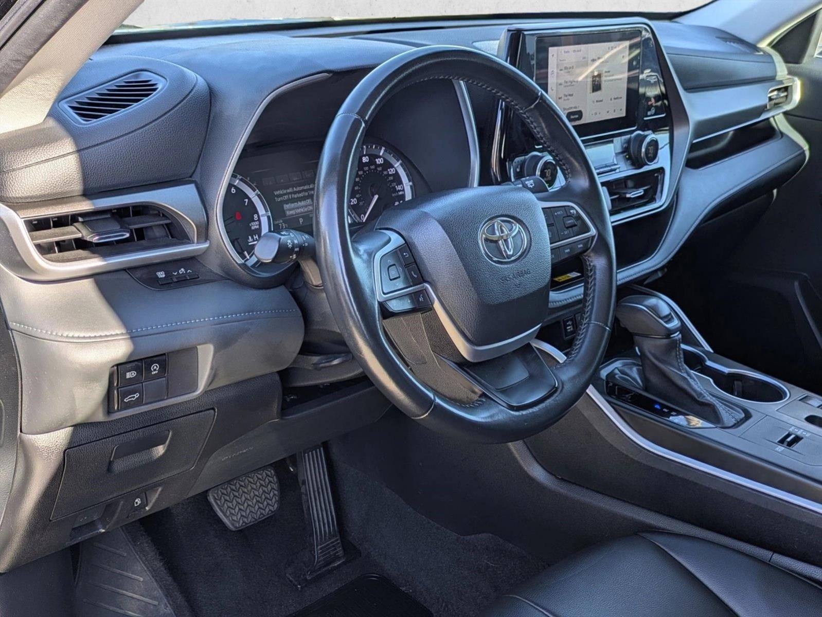 2024 Toyota Highlander XLE FWD (Natl)