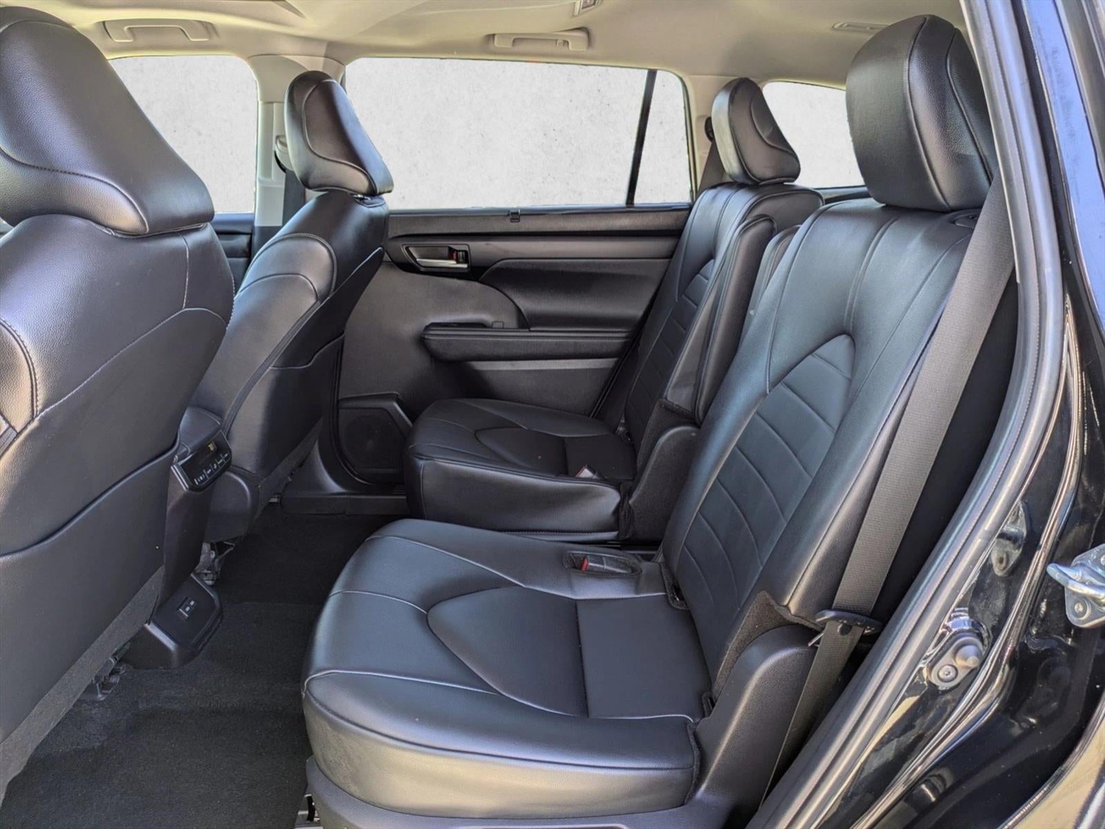 2024 Toyota Highlander XLE FWD (Natl)