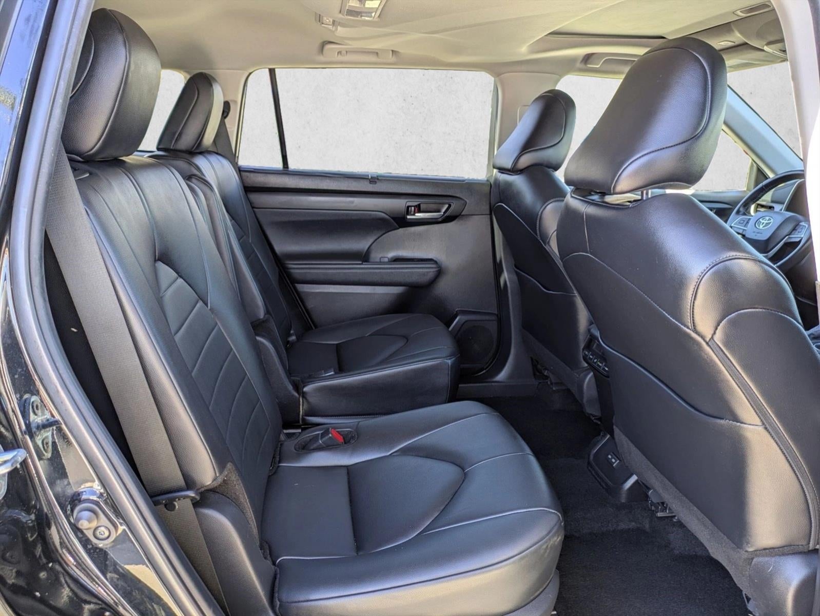 2024 Toyota Highlander XLE FWD (Natl)