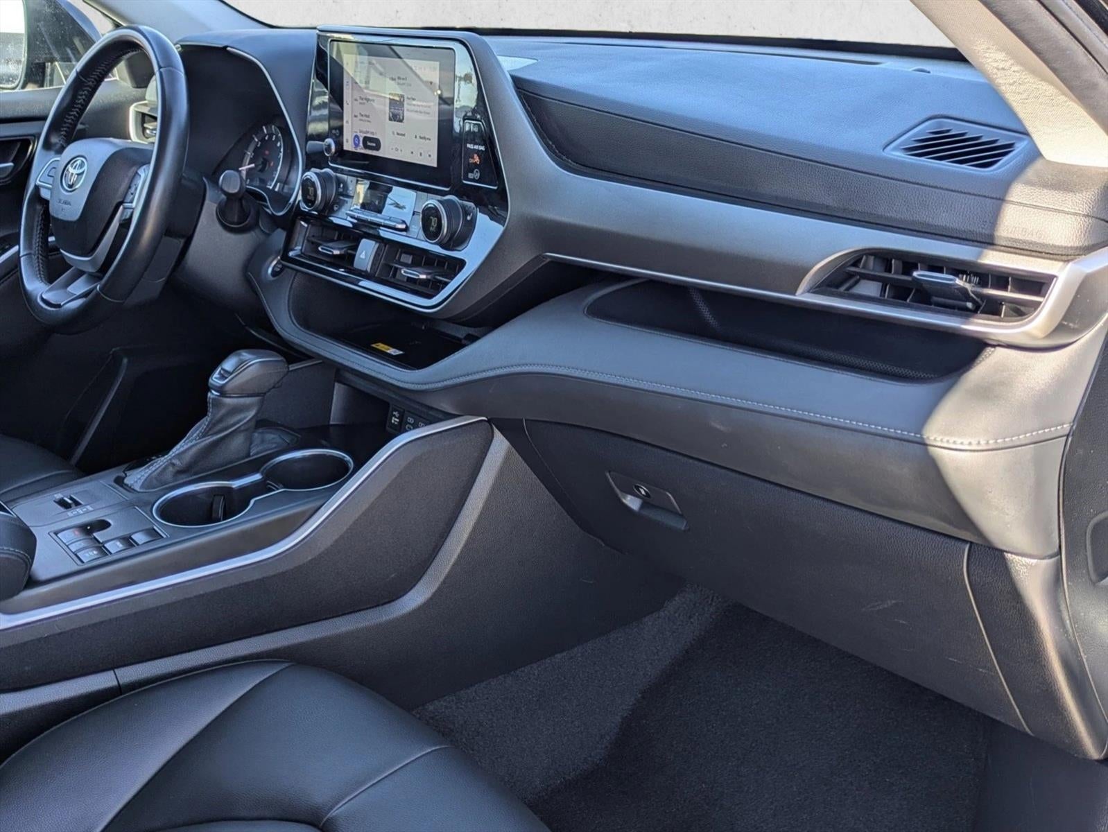 2024 Toyota Highlander XLE FWD (Natl)