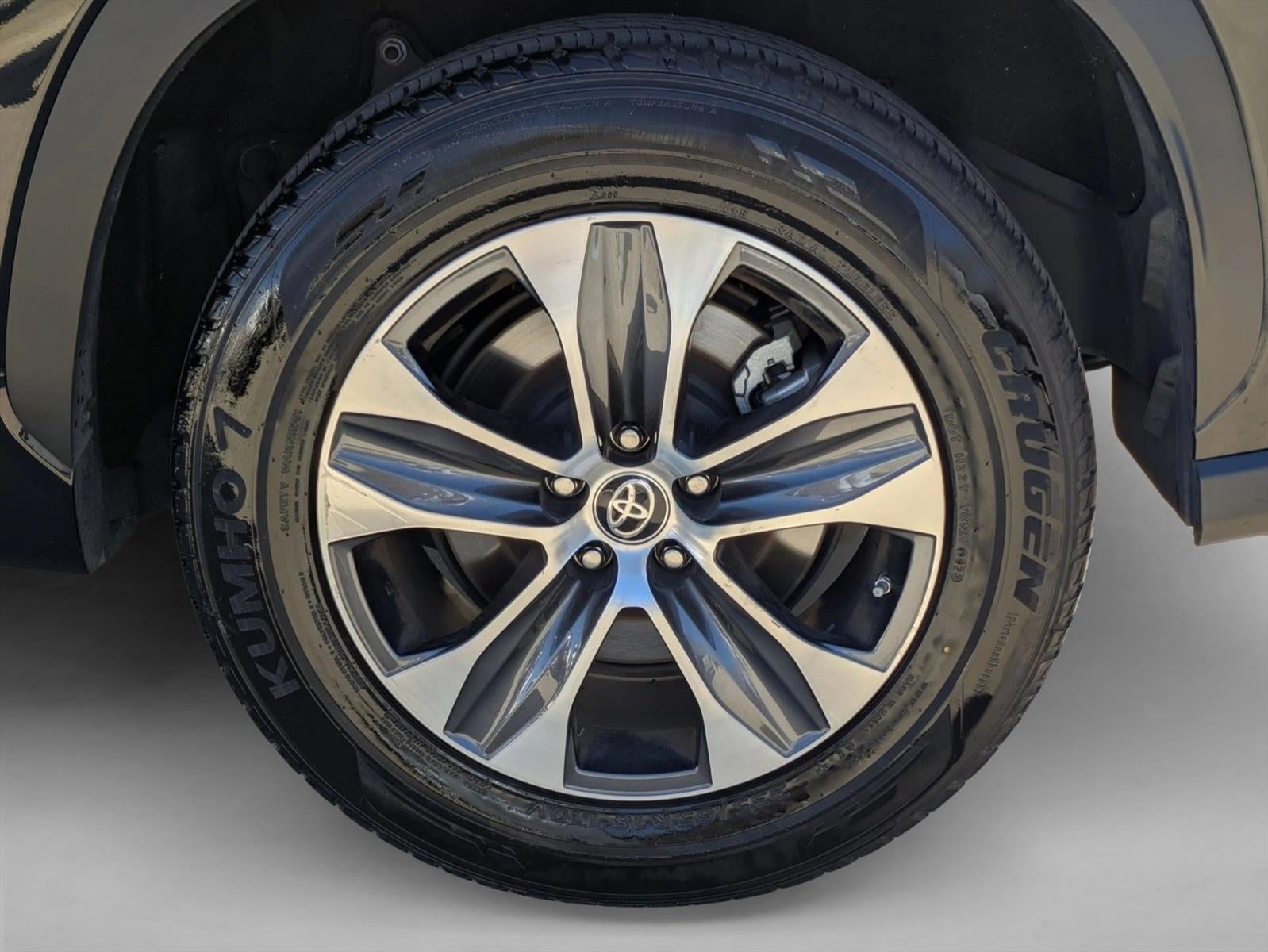 2024 Toyota Highlander XLE FWD (Natl)