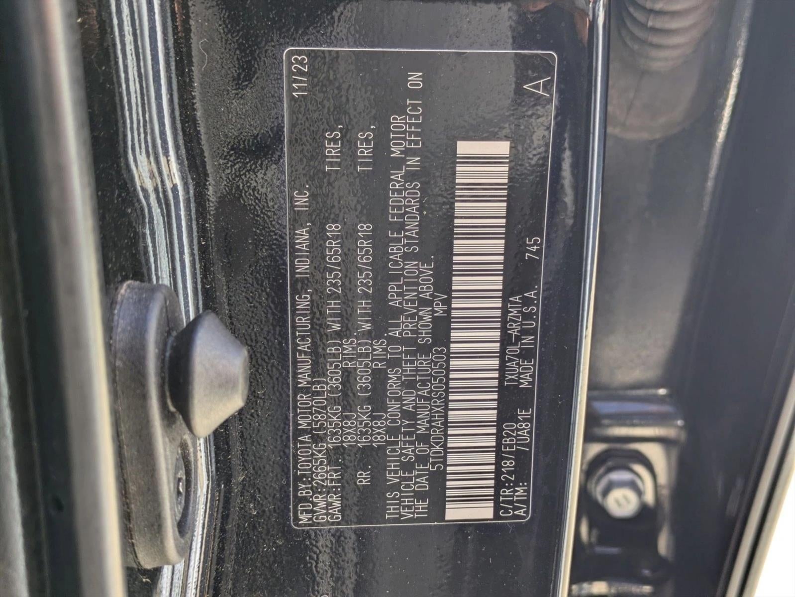 2024 Toyota Highlander XLE FWD (Natl)