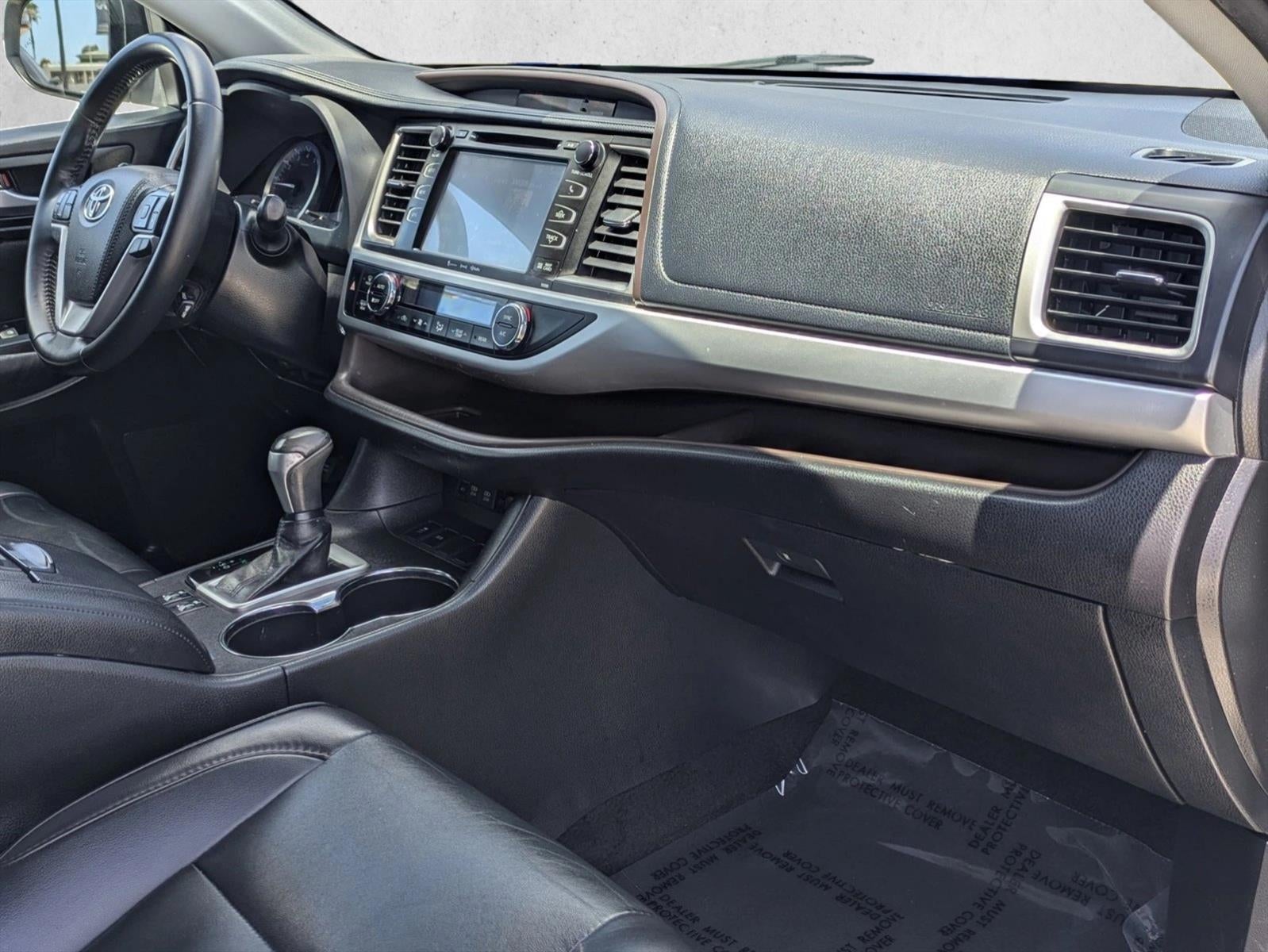 2019 Toyota Highlander XLE V6 FWD (Natl)