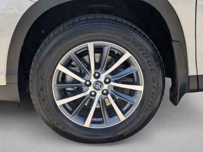2019 Toyota Highlander XLE V6 FWD (Natl)
