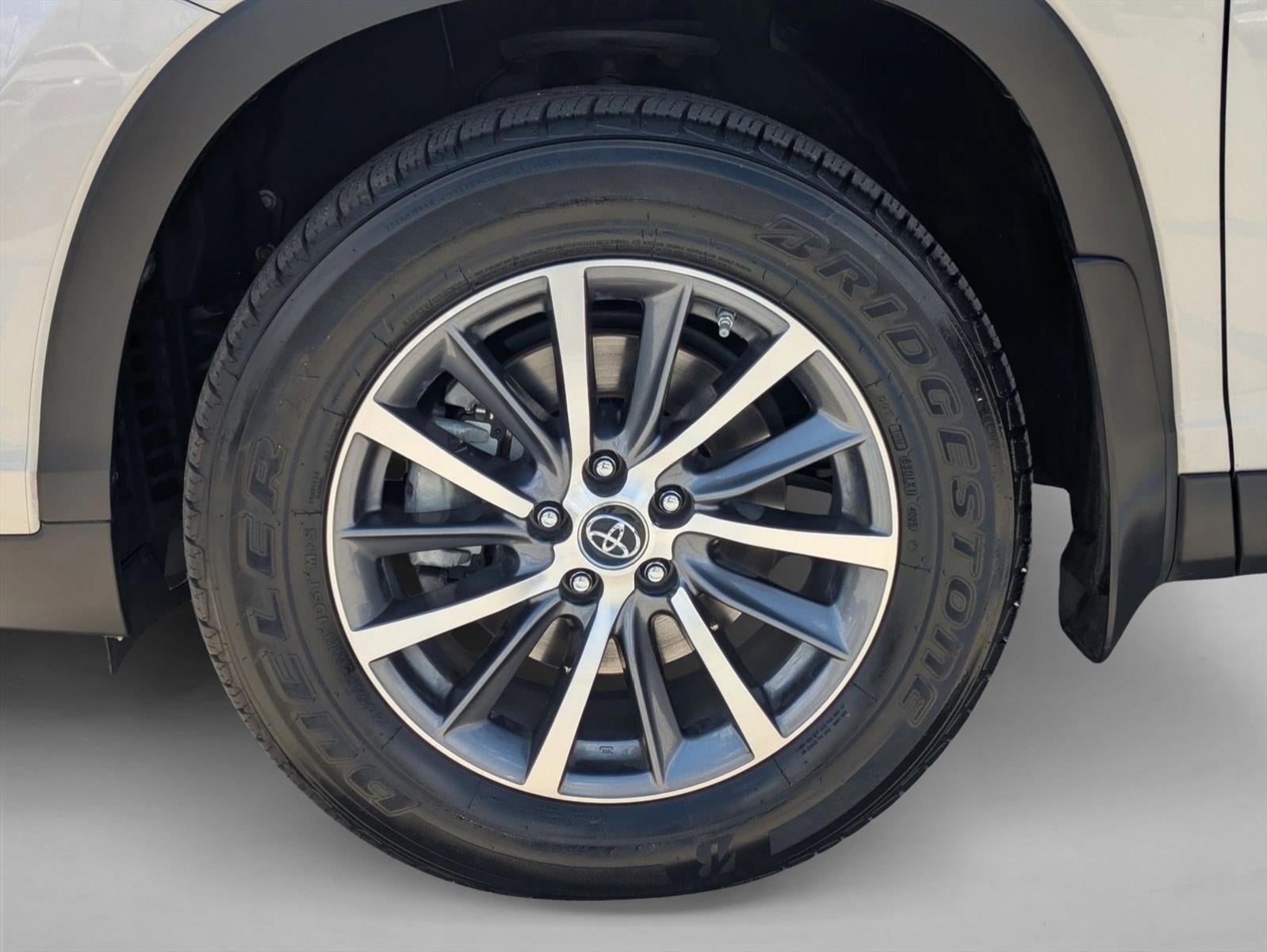 2019 Toyota Highlander XLE V6 FWD (Natl)