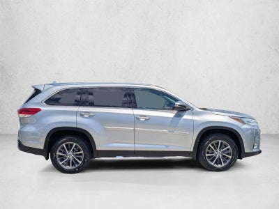 2019 Toyota Highlander XLE V6 FWD (Natl)