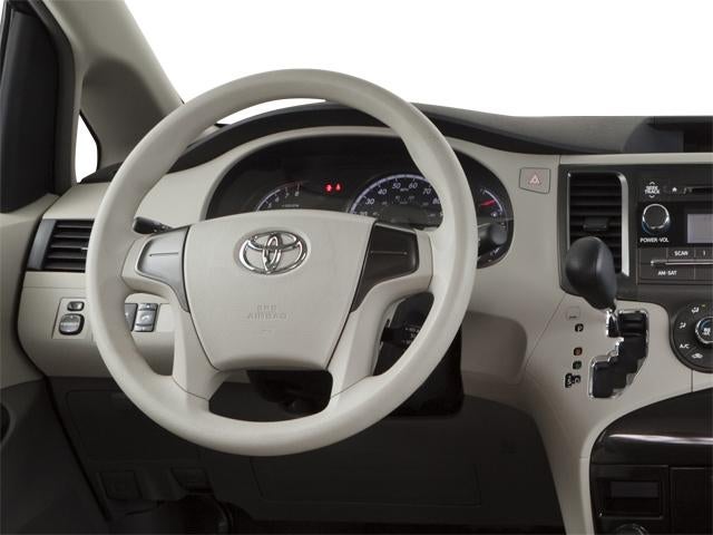 2011 Toyota Sienna 5dr 8-Pass Van V6 XLE FWD (Natl)
