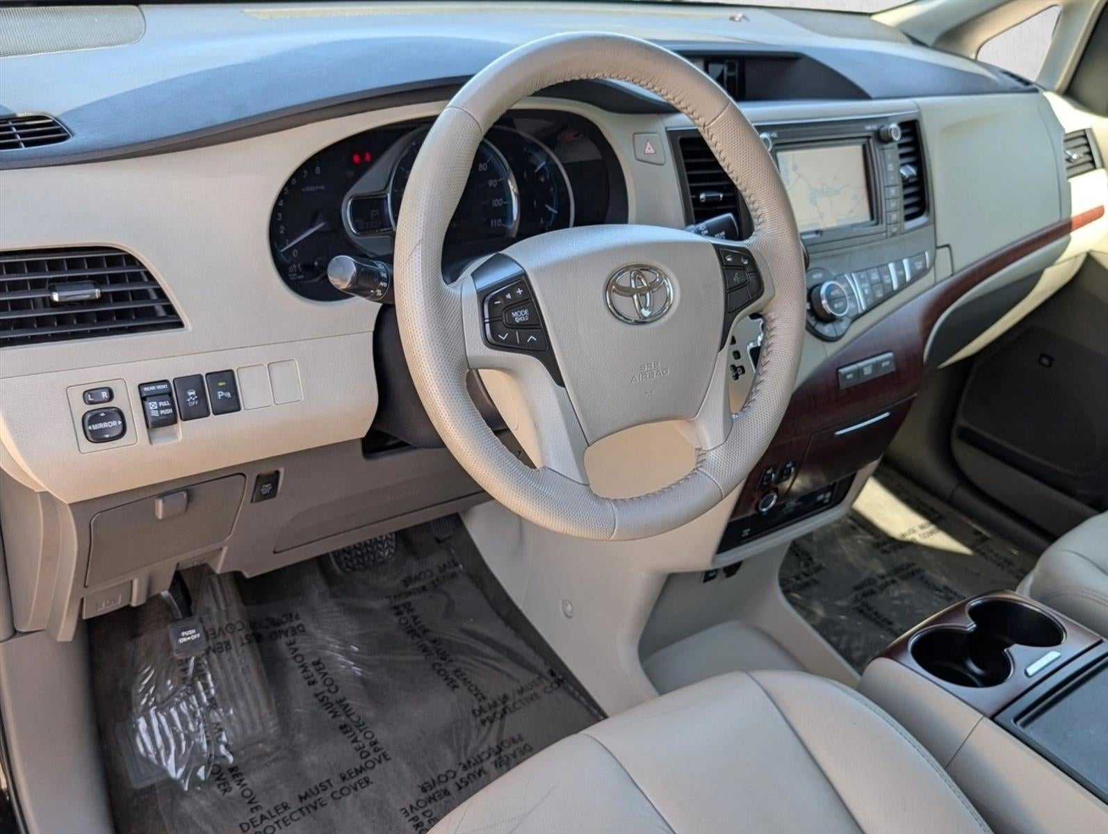 2013 Toyota Sienna 5dr 8-Pass Van V6 XLE FWD (Natl)
