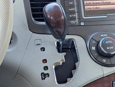 2013 Toyota Sienna 5dr 8-Pass Van V6 XLE FWD (Natl)