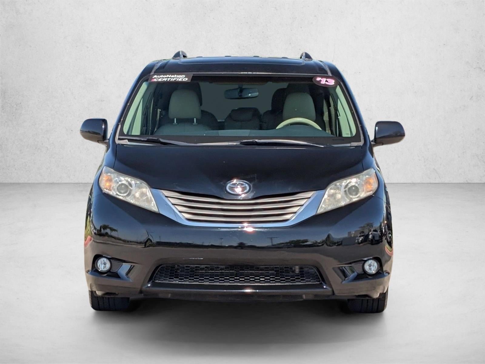 2013 Toyota Sienna 5dr 8-Pass Van V6 XLE FWD (Natl)