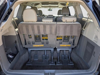 2013 Toyota Sienna 5dr 8-Pass Van V6 XLE FWD (Natl)