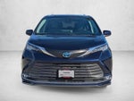 2023 Toyota Sienna XLE FWD 8-Passenger (Natl)