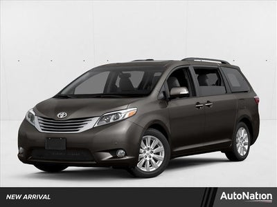 2017 Toyota Sienna XLE FWD 8-Passenger (Natl)