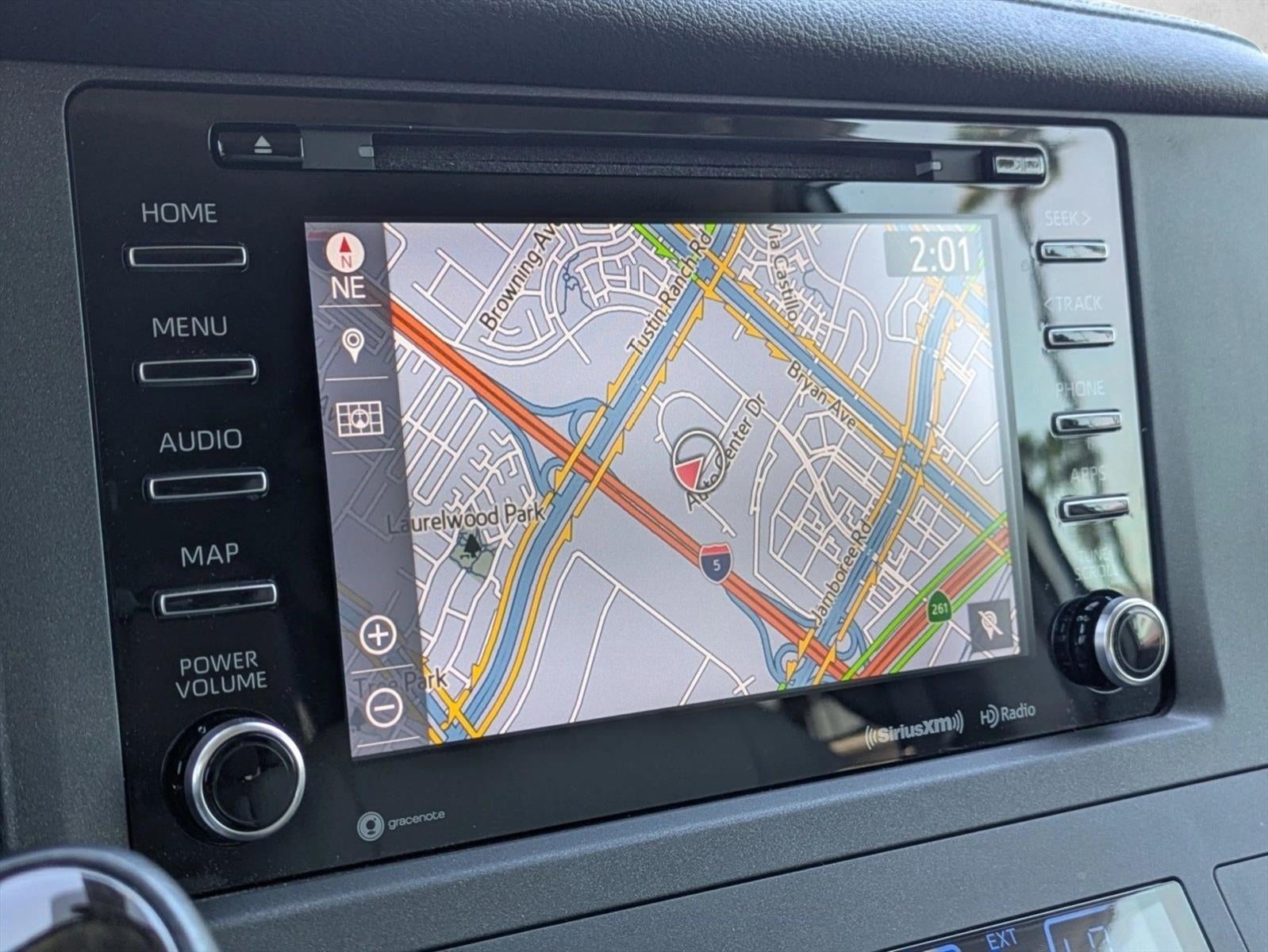 2019 Toyota Sienna XLE FWD 8-Passenger (Natl)