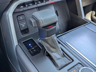 2025 Toyota Tundra 4WD 4WD Platinum CrewMax 5.5' Bed (Natl)