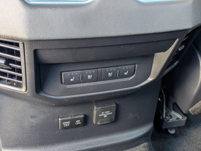 2025 Toyota Tundra 4WD 4WD Platinum CrewMax 5.5' Bed (Natl)