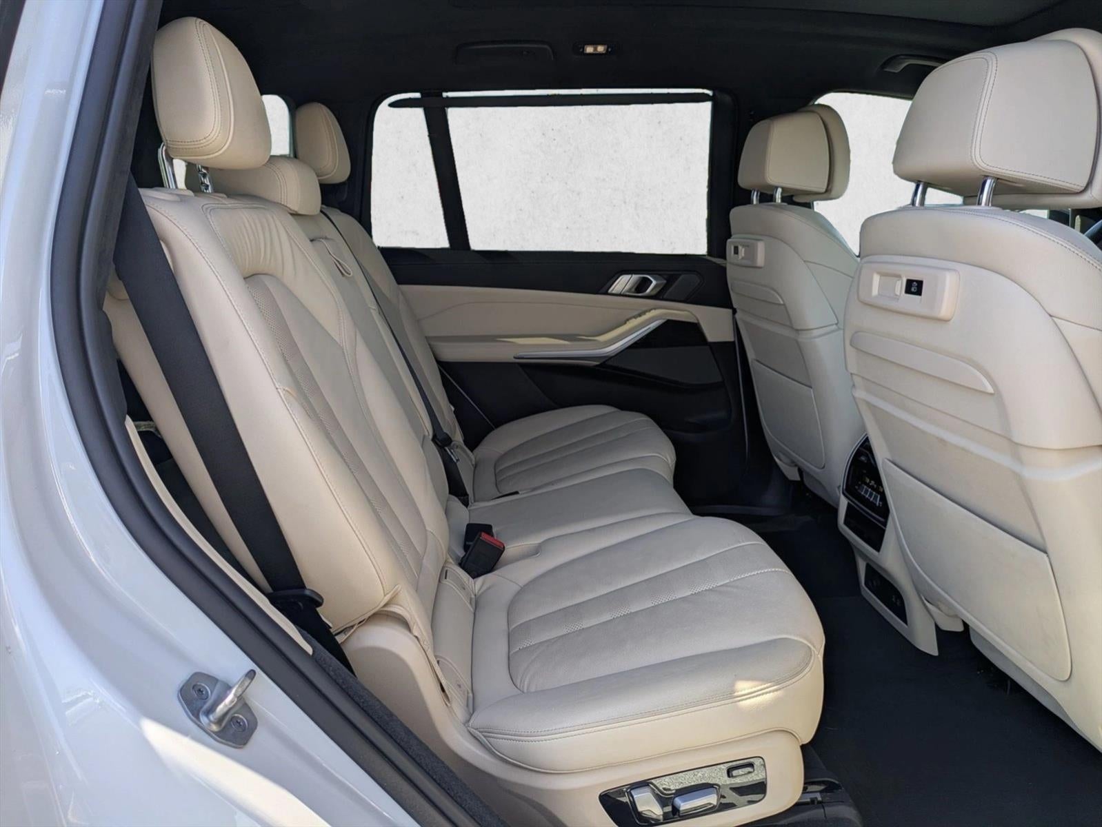 2021 BMW X7 xDrive40i Sports Activity Vehicle