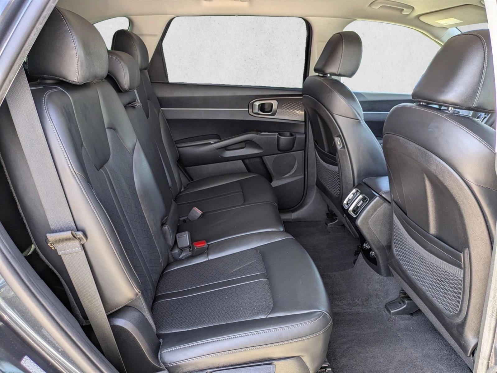 2023 Kia Sorento S FWD