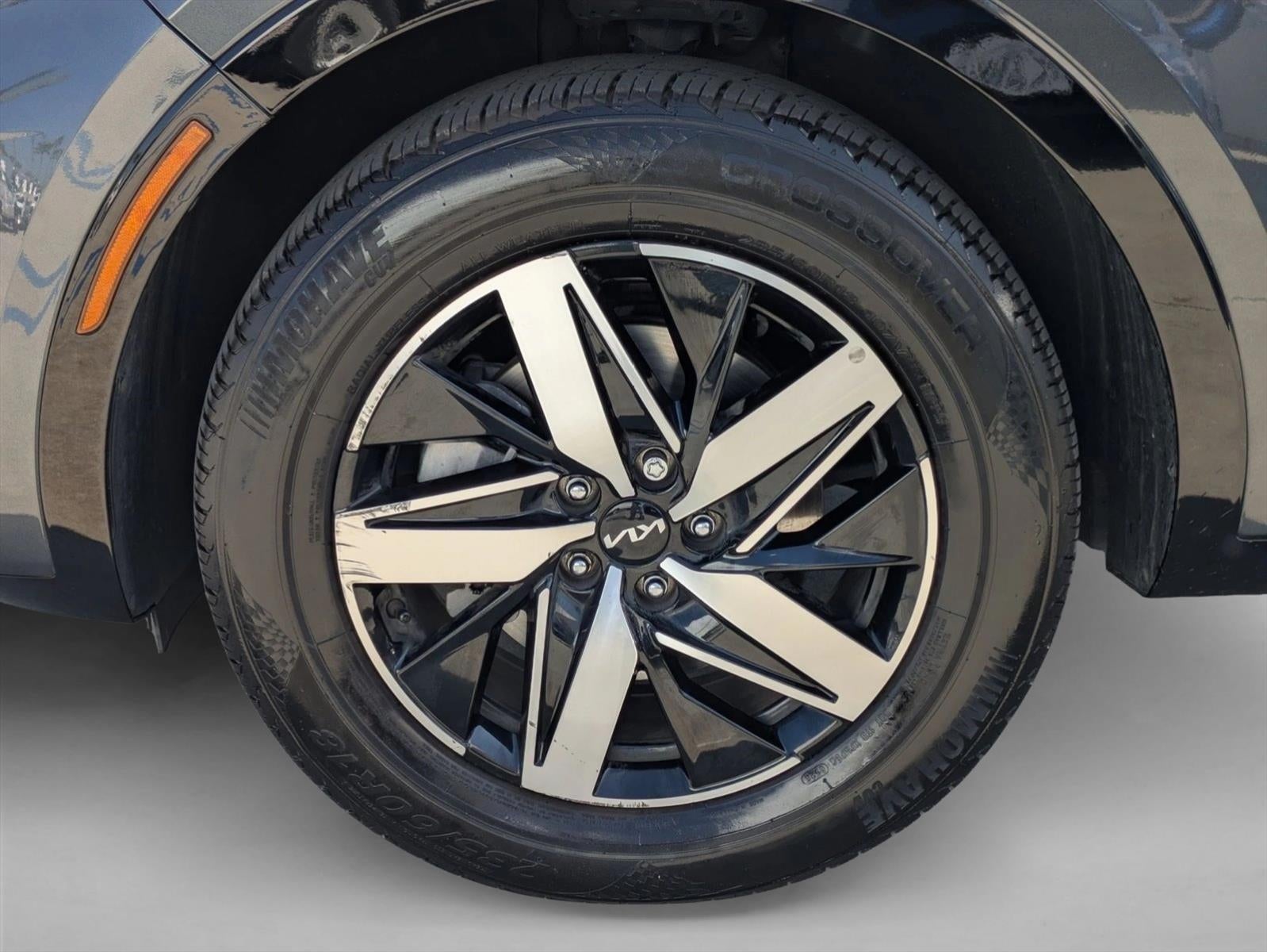 2023 Kia Sorento S FWD