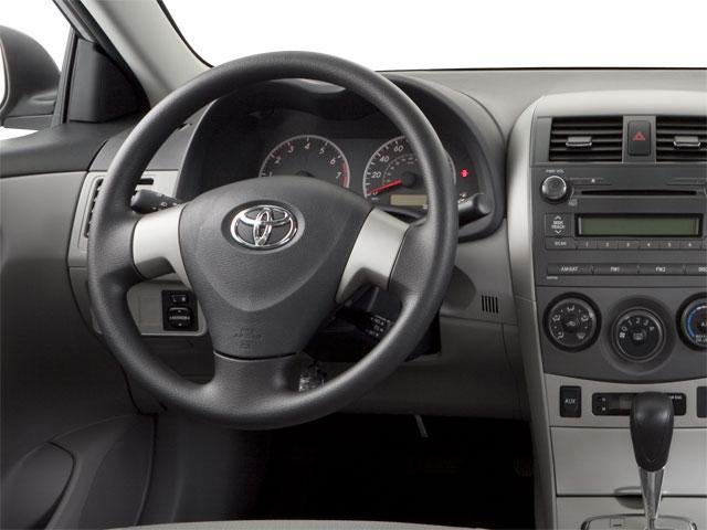 2013 Toyota Corolla 4dr Sdn Man L (Natl)