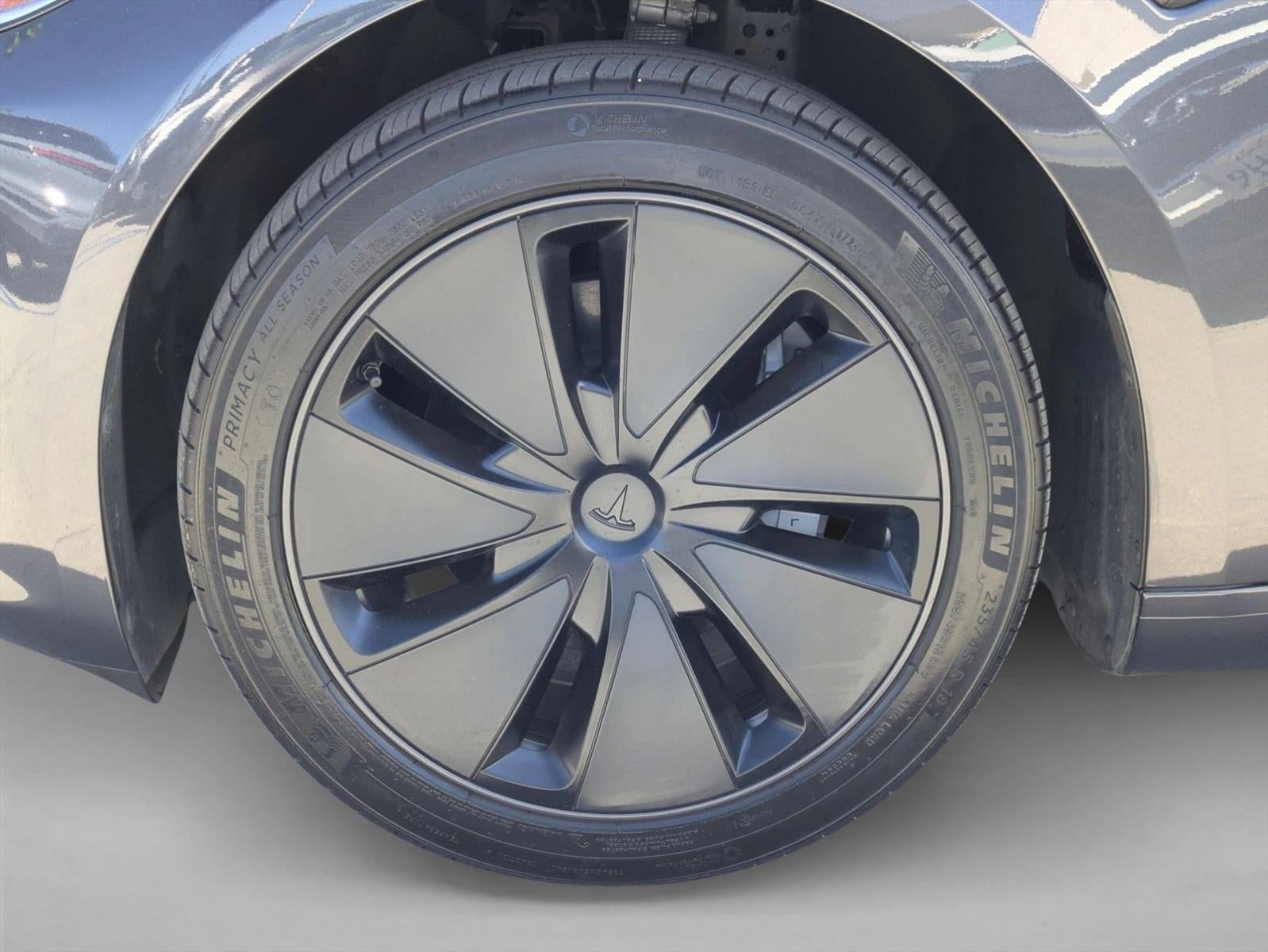 2025 Tesla Model 3 Long Range RWD