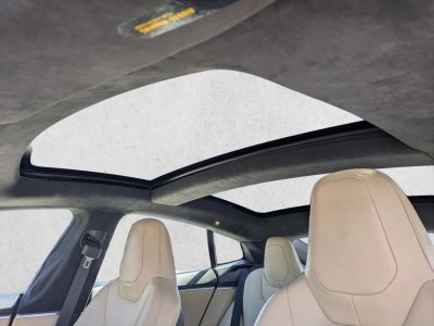 2015 Tesla Model S 4dr Sdn RWD 85 kWh Battery