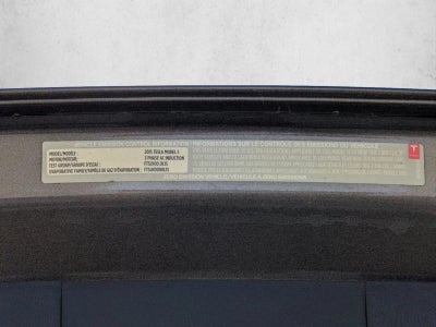 2015 Tesla Model S 4dr Sdn RWD 85 kWh Battery