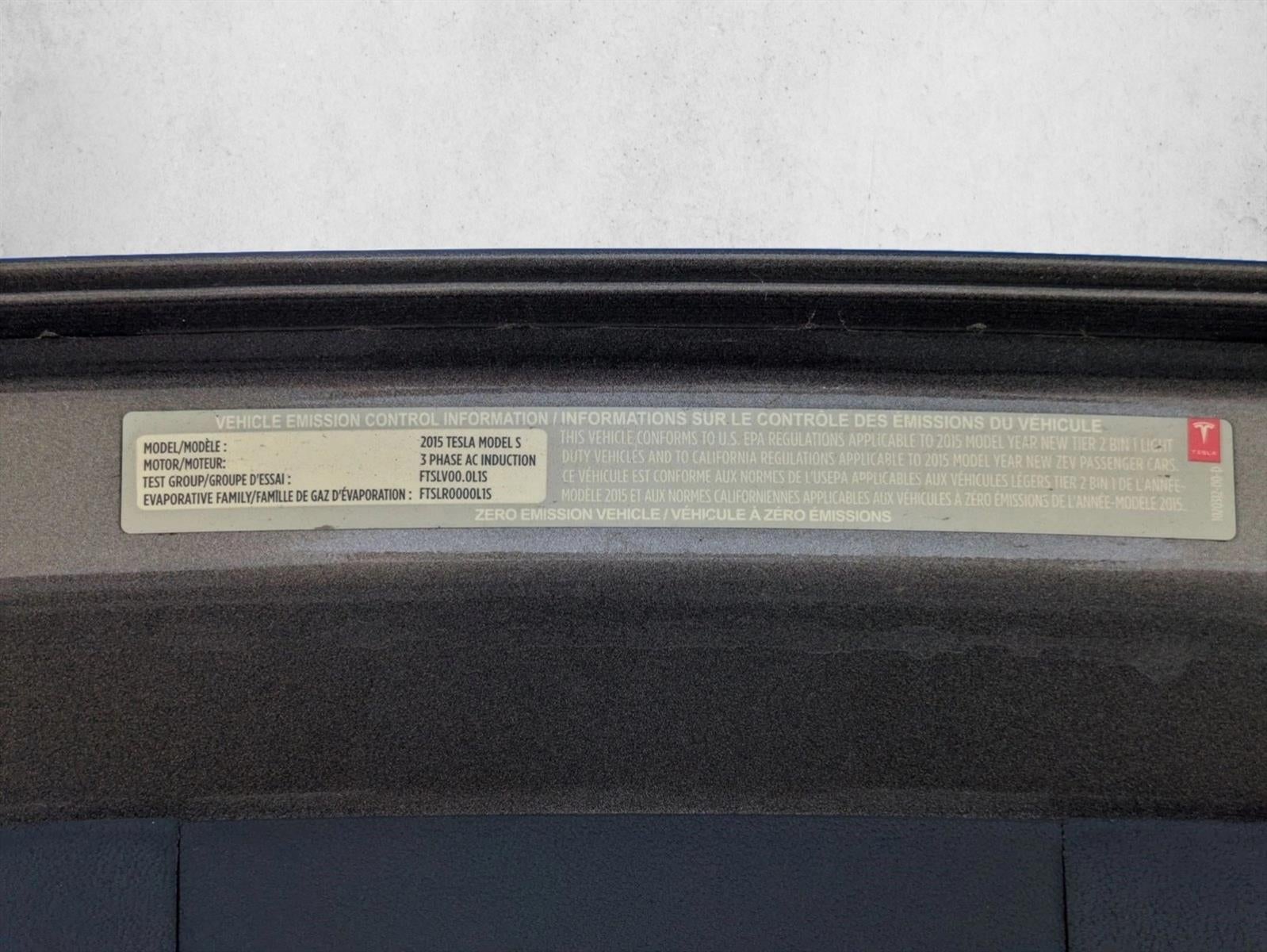 2015 Tesla Model S 4dr Sdn RWD 85 kWh Battery