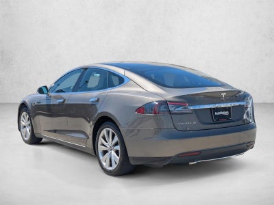2015 Tesla Model S 4dr Sdn RWD 85 kWh Battery