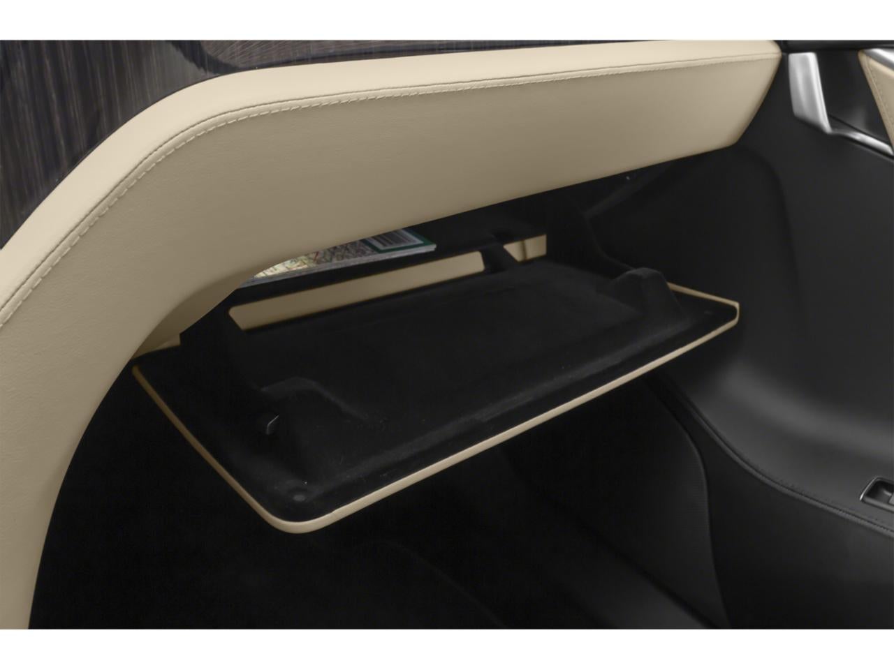 2015 Tesla Model S 4dr Sdn RWD 85 kWh Battery