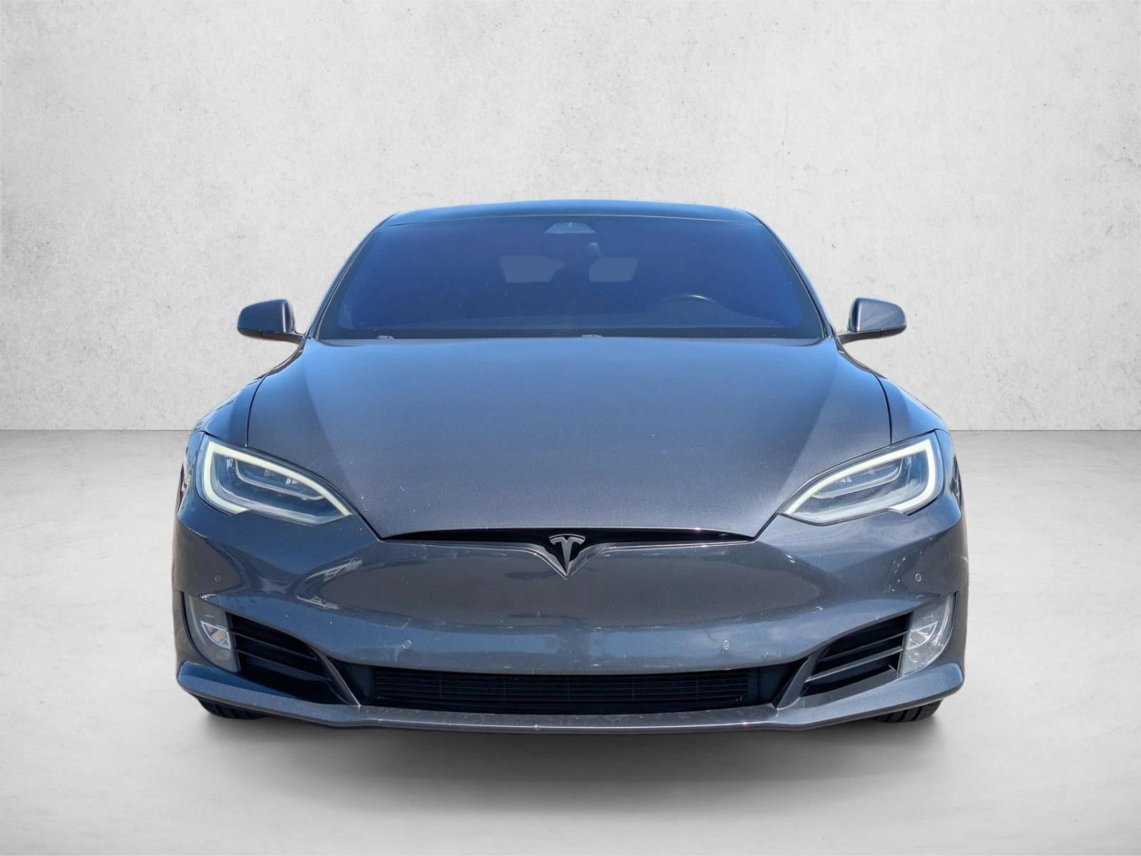 Used 2018 Tesla Model S 75D with VIN 5YJSA1E29JF250636 for sale in Tustin, CA