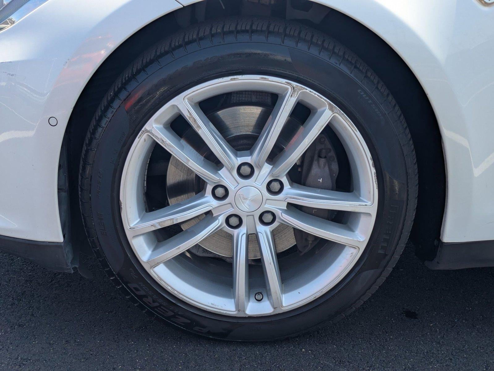 2014 Tesla Model S 4dr Sdn 85 kWh Battery