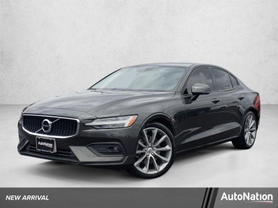 2021 Volvo S60 T5 FWD Momentum