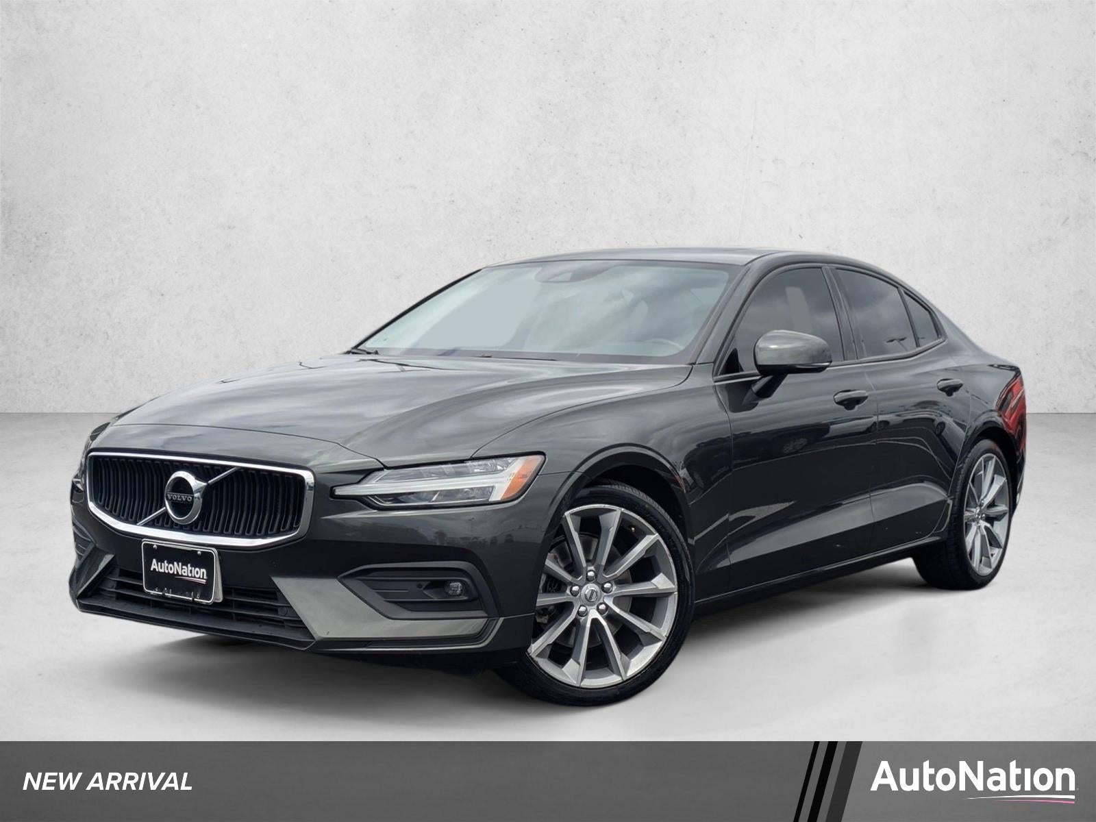 2021 Volvo S60 T5 FWD Momentum