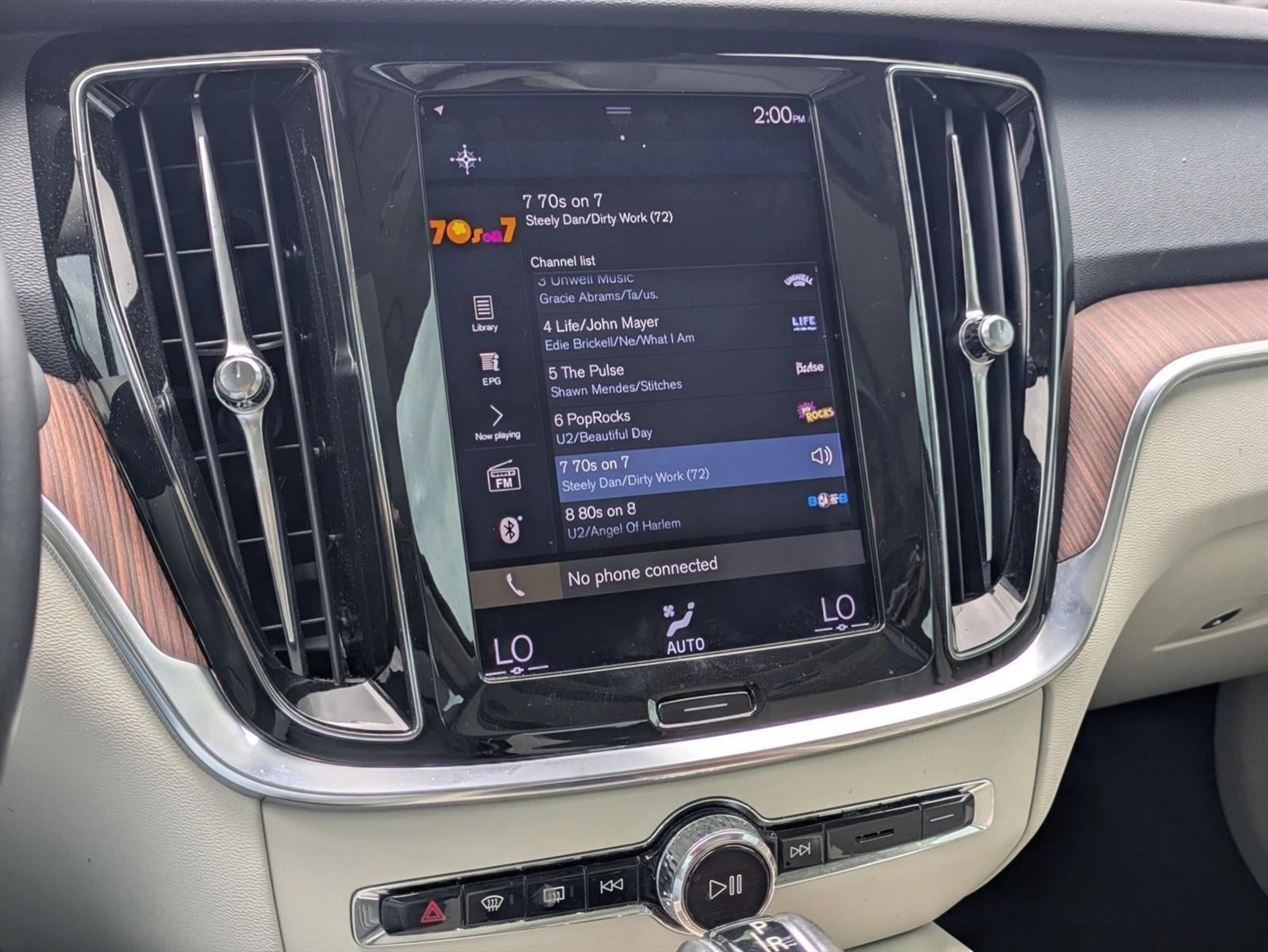 2021 Volvo S60 T5 FWD Momentum