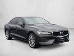 2021 Volvo S60 T5 FWD Momentum