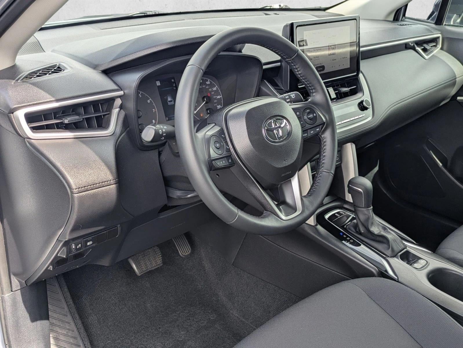 2025 Toyota Corolla Cross LE 2WD (Natl)