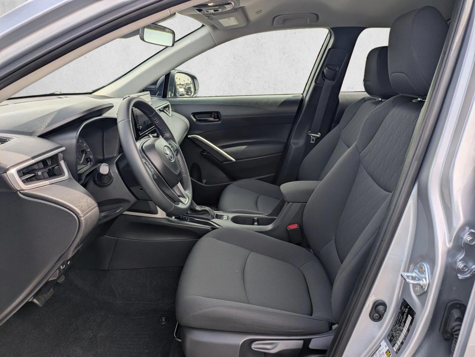 2025 Toyota Corolla Cross LE 2WD (Natl)